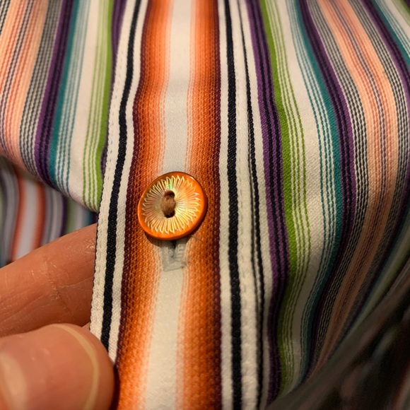 Brand new, unworn Robert Graham shirt - Picture 4 of 5